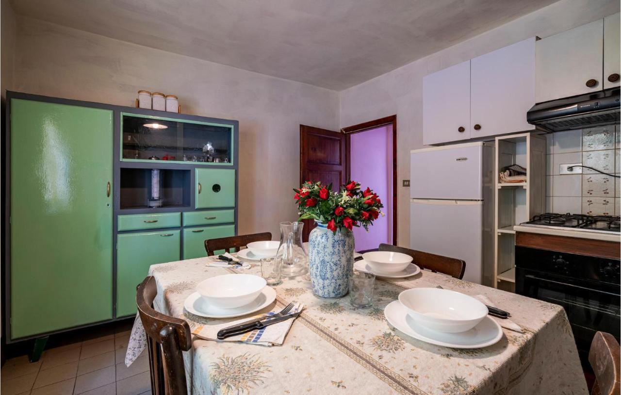 Stunning Home In Longoio With Kitchen Monti di Villa Εξωτερικό φωτογραφία